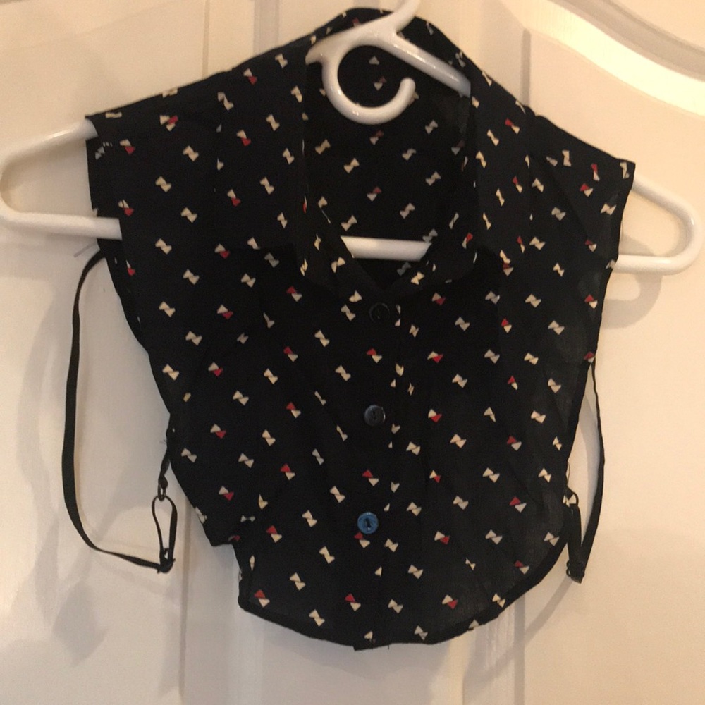 NWOT Detachable Shirt Collar